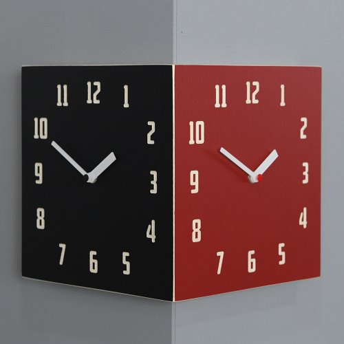 Morden Retro Corner Clock (Black&amp;Red)